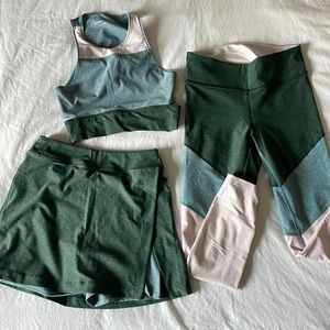 Three piece Outdoor Voices set